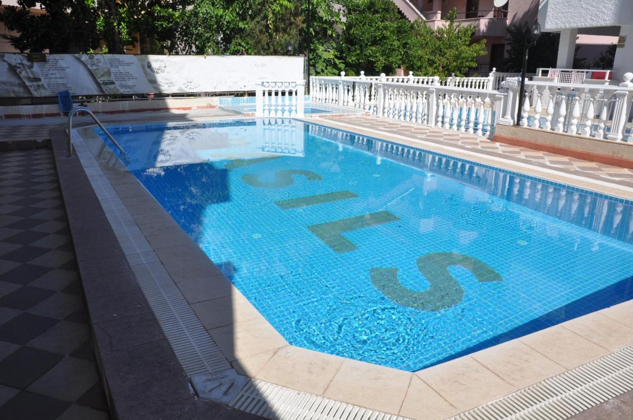 Basils Hotel apartamentowy Marmaris