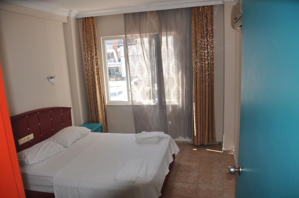 Hotel apartamentowy Basils