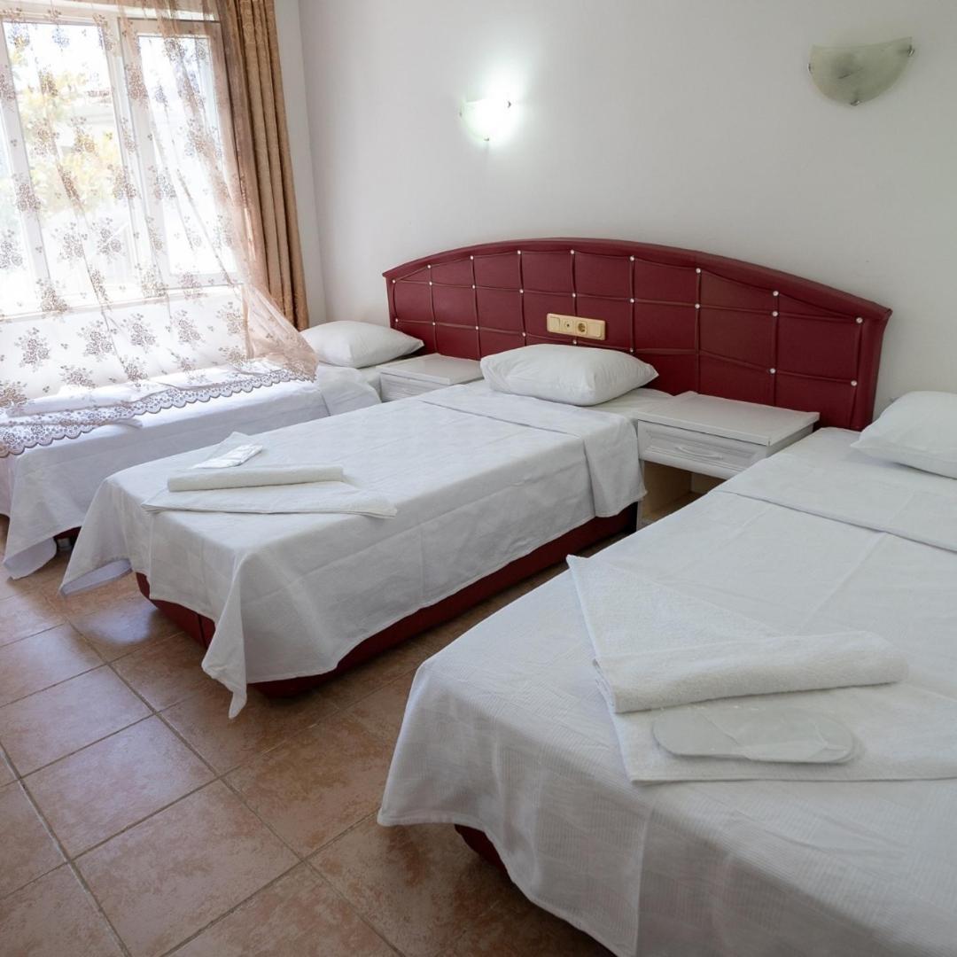 Hotel apartamentowy Basils